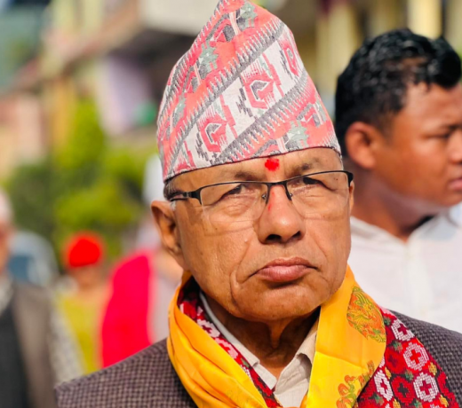 लुम्बिनीका मुख्यमन्त्री गिरीले विश्वासको मत लिँदै